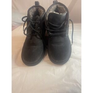 UGG Women's Neumel Suede Lace-Up Chukka Boots- Size 9-Full Fleece Lining
